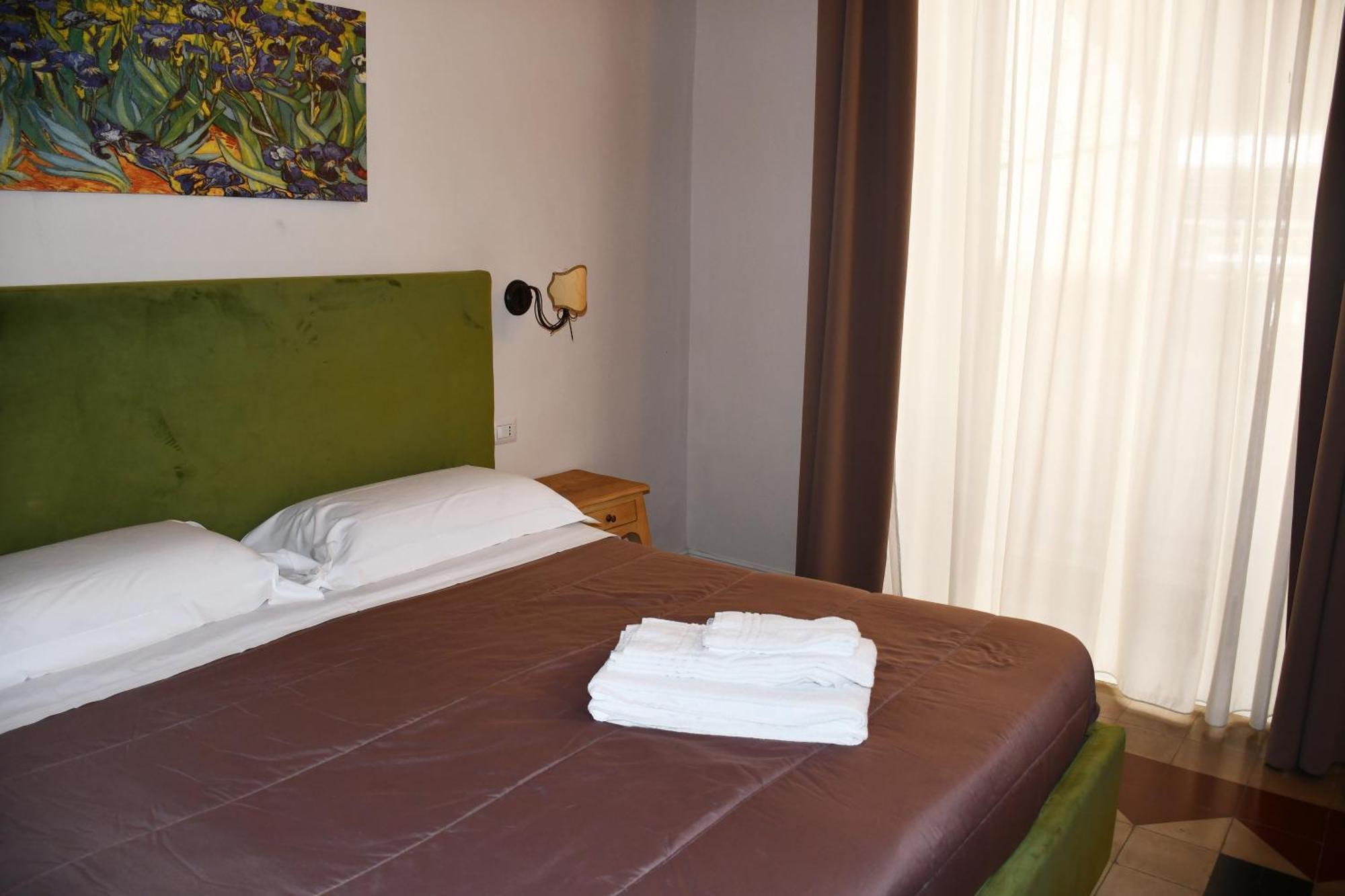 B&B Romeo Luxury Rooms CTA Eksteriør bilde